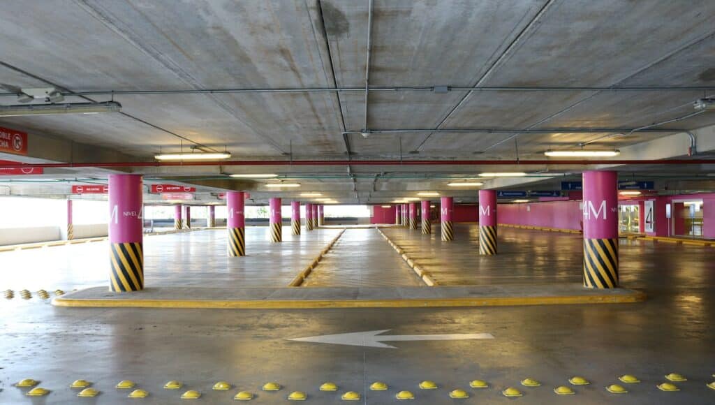 servicios de limpieza de garajes en Valencia