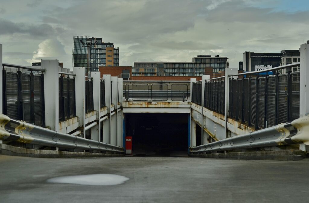 Limpieza de parkings Llaurí